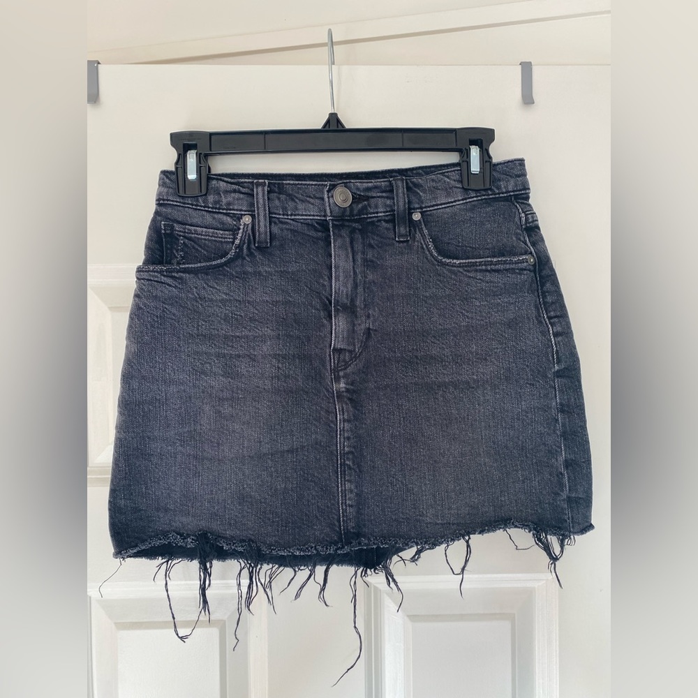 Hudson distressed jean miniskirt size 26